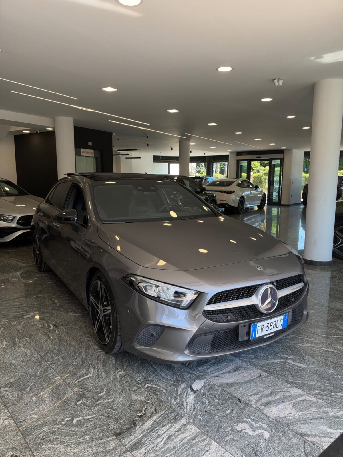 Mercedes-Benz Classe A 180 d Automatic Sport (4)