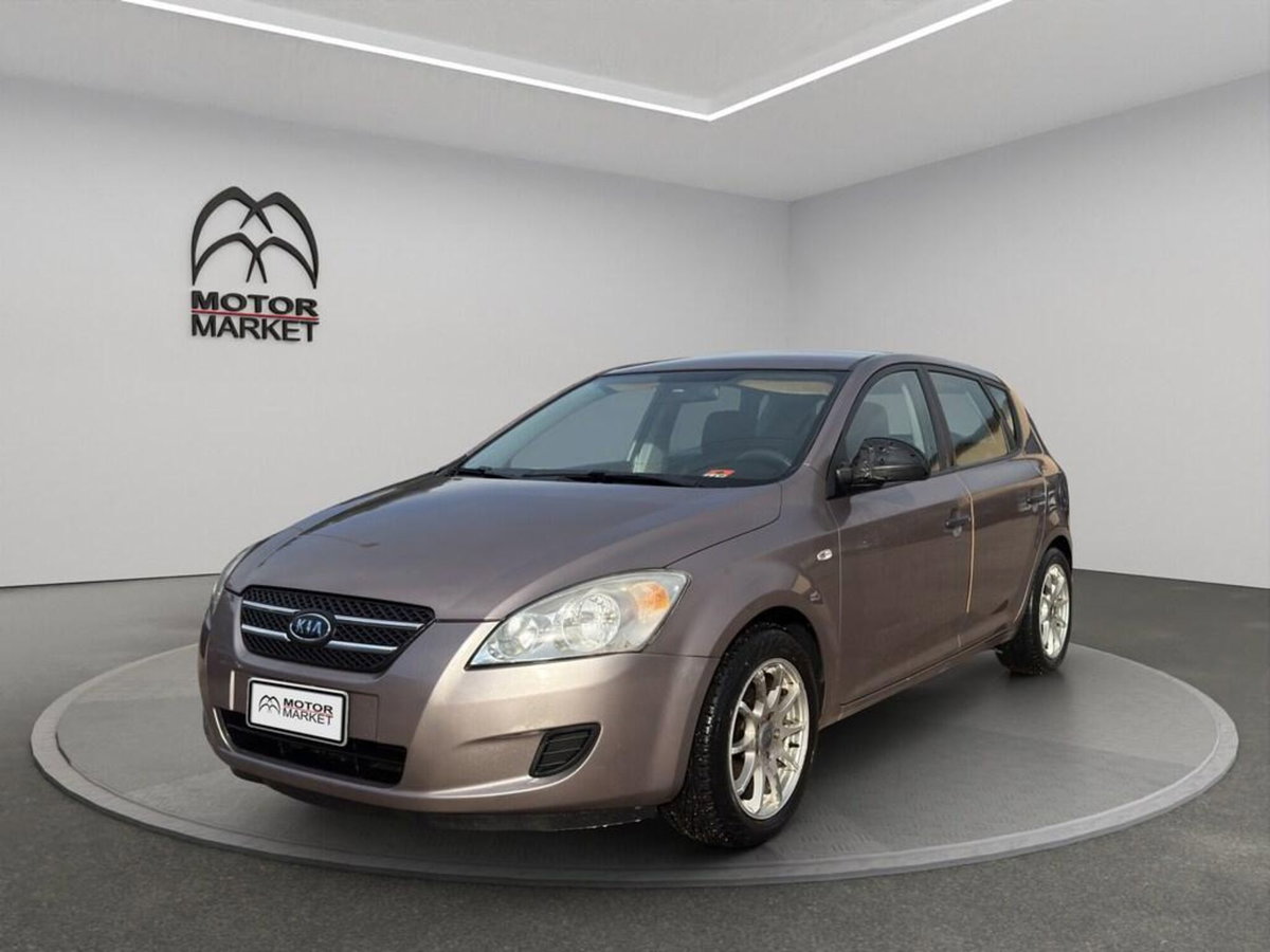 Kia cee'd 1.6 CRDi VGT 90CV 5p. LX