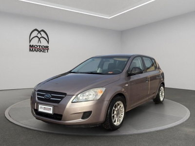 Kia cee'd 1.6 CRDi VGT 90CV 5p. LX usata