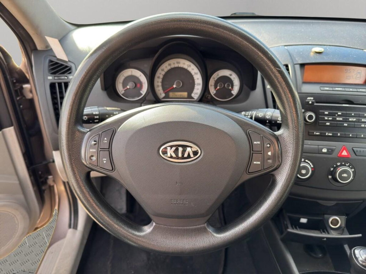 Kia cee'd 1.6 CRDi VGT 90CV 5p. LX (10)