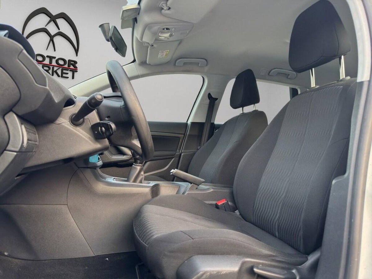 Peugeot 308 SW BlueHDi 100 S&S Access (14)