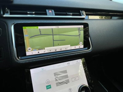 Land Rover Range Rover Velar 2.0D I4 204 CV (17)