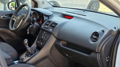 Opel Meriva 1.4 Turbo 120CV GPL Tech Cosmo (11)