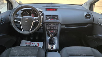 Opel Meriva 1.4 Turbo 120CV GPL Tech Cosmo (13)