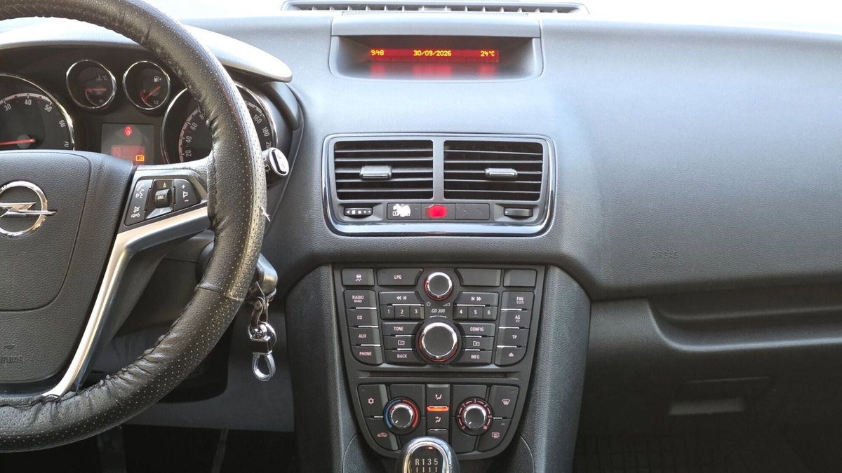 Opel Meriva 1.4 Turbo 120CV GPL Tech Cosmo (15)