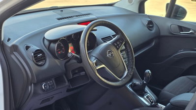 Opel Meriva 1.4 Turbo 120CV GPL Tech Cosmo (8)
