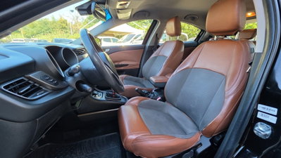 Alfa Romeo Giulietta 1.6 JTDm-2 Exclusive (12)
