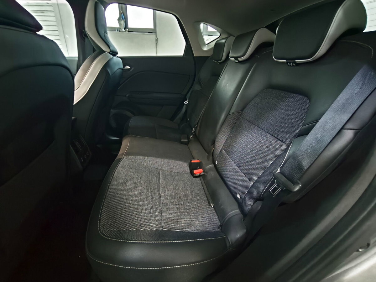 Renault Captur TCe 100 CV GPL FAP Intens (12)