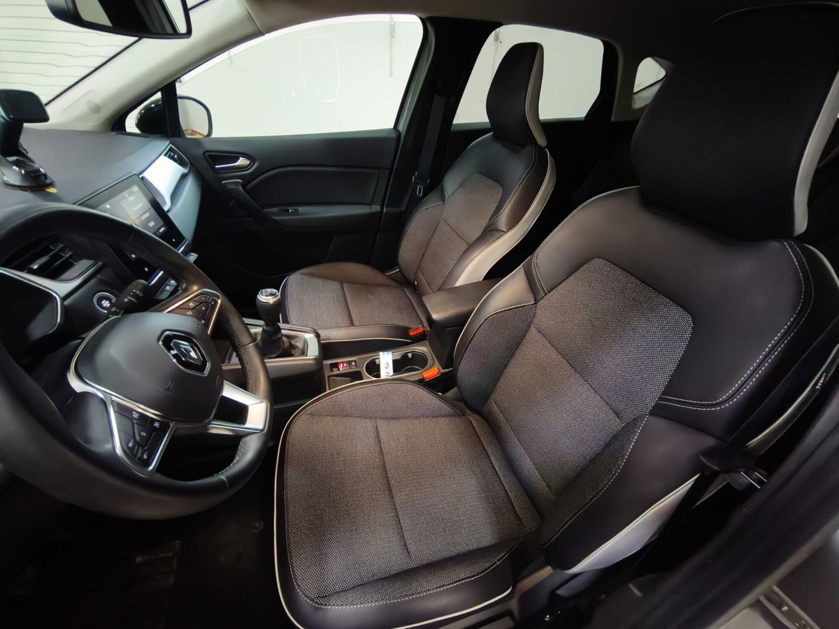 Renault Captur TCe 100 CV GPL FAP Intens (9)