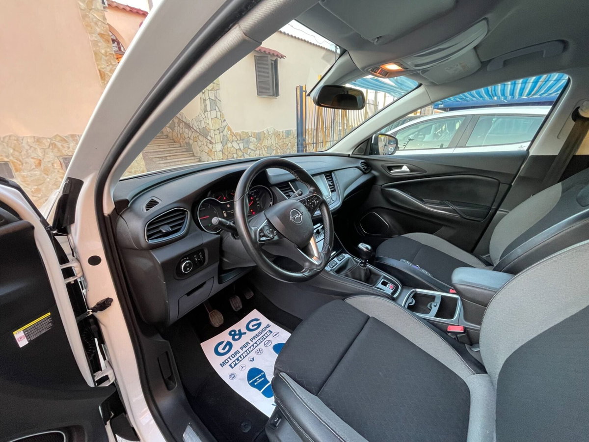 Opel Grandland X 1.6 diesel Ecotec Start&Stop Innovation (6)