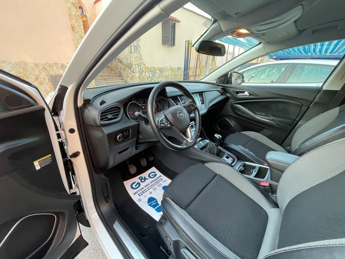 Opel Grandland X 1.6 diesel Ecotec Start&Stop Innovation (7)
