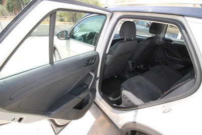 Volkswagen T-Roc 1.0 TSI Style (13)