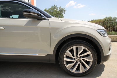 Volkswagen T-Roc 1.0 TSI Style (18)
