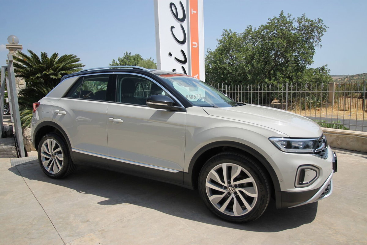 Volkswagen T-Roc 1.0 TSI Style (6)
