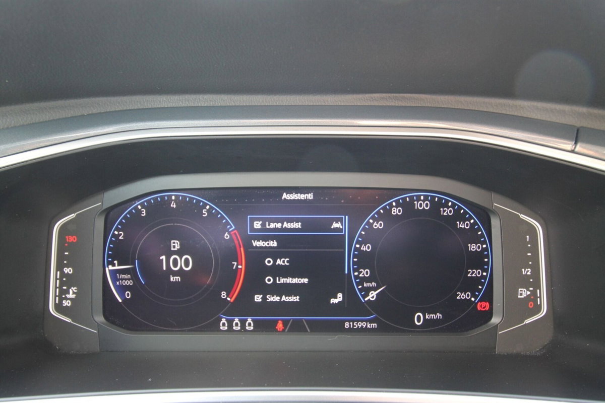 Volkswagen T-Roc 1.0 TSI Style (8)