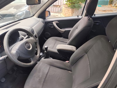 Dacia Sandero Stepway 1.5 dCi 70CV (5)