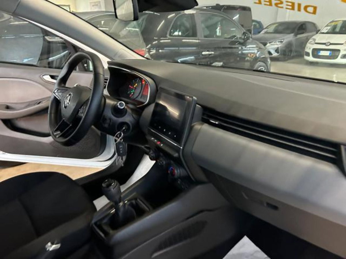 Renault Clio Blue dCi 85 CV 5 porte Business (10)