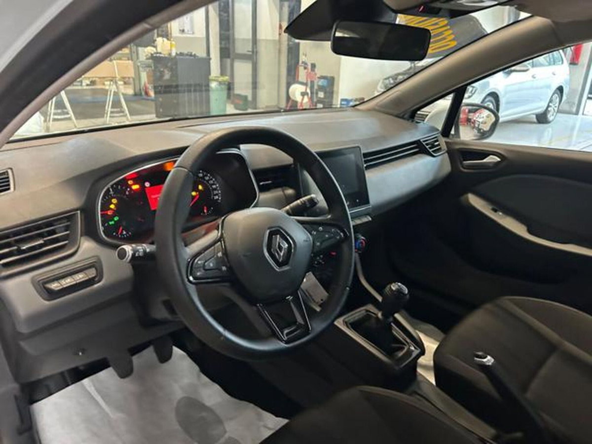 Renault Clio Blue dCi 85 CV 5 porte Business (9)