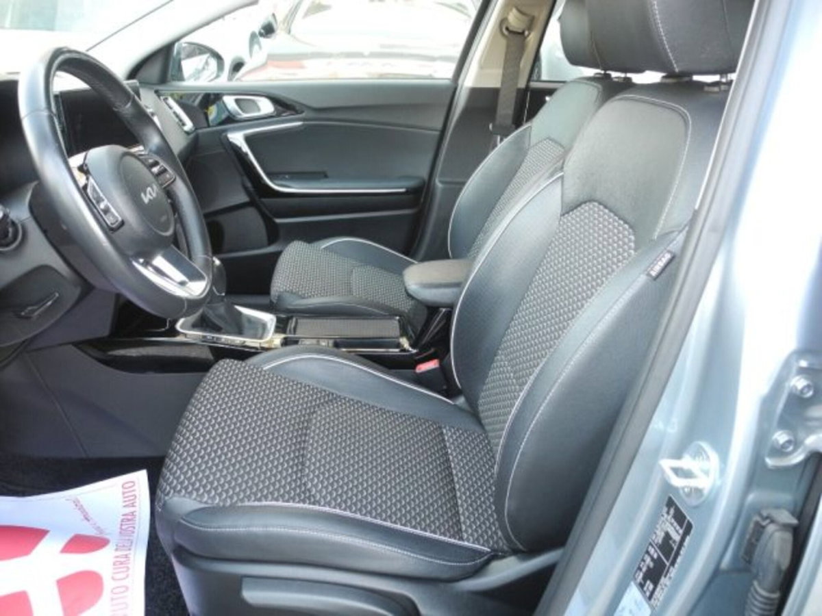 Kia XCeed 1.0 T-GDi GPL High Tech (11)
