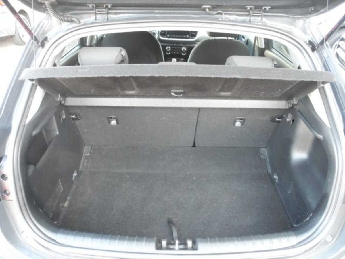 Kia Stonic 1.0 T-GDi 100 CV MHEV iMT Style (13)