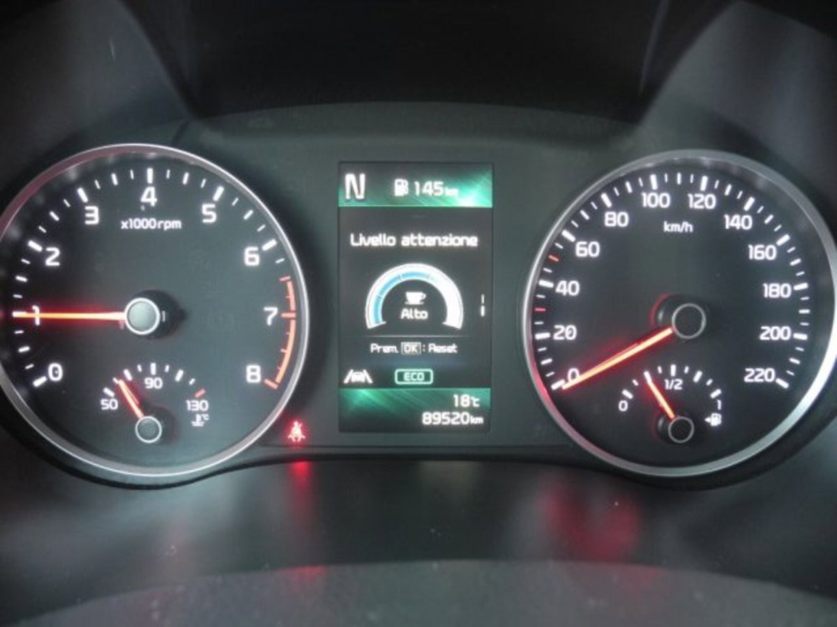 Kia Stonic 1.0 T-GDi 100 CV MHEV iMT Style (19)