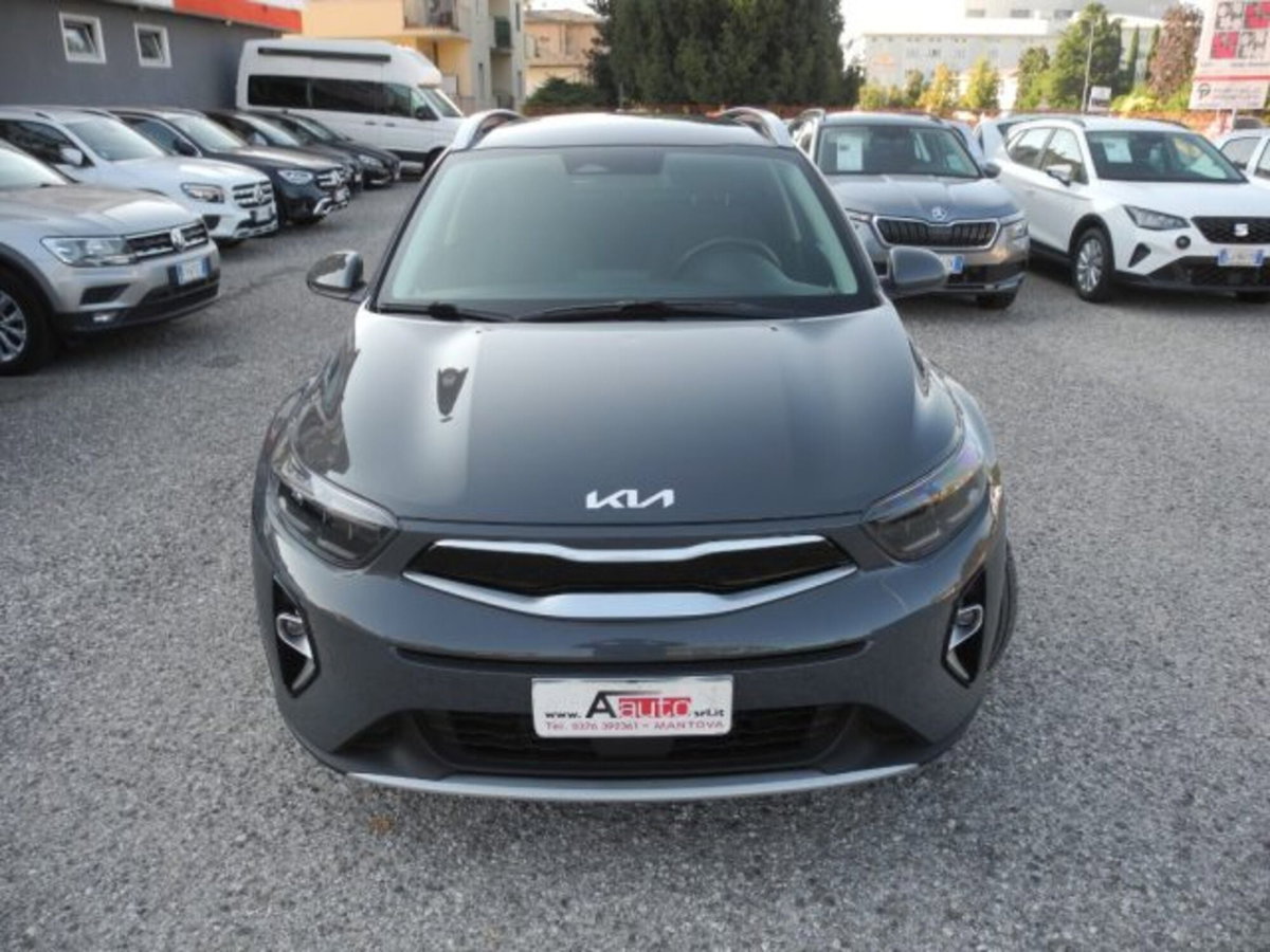 Kia Stonic 1.0 T-GDi 100 CV MHEV iMT Style (3)