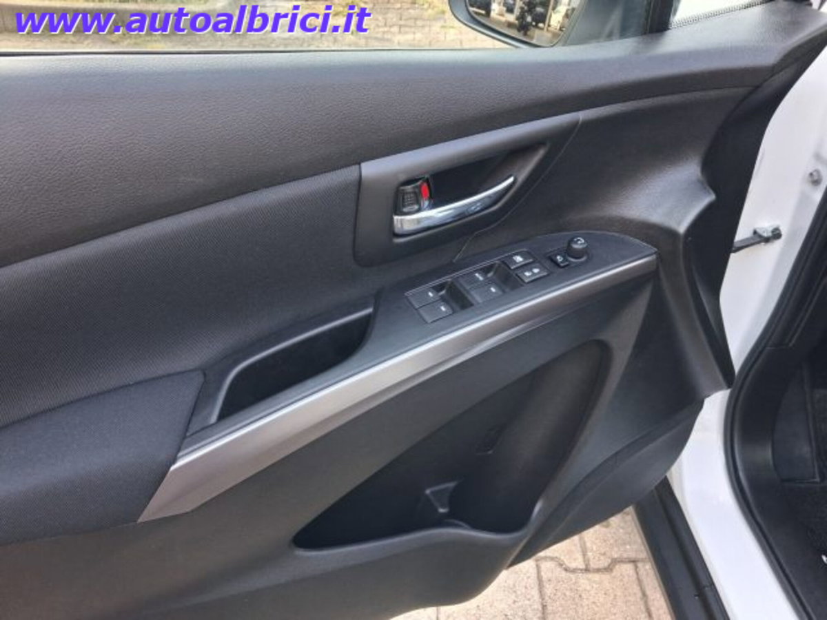 Suzuki S-Cross 1.4 Hybrid Easy (11)