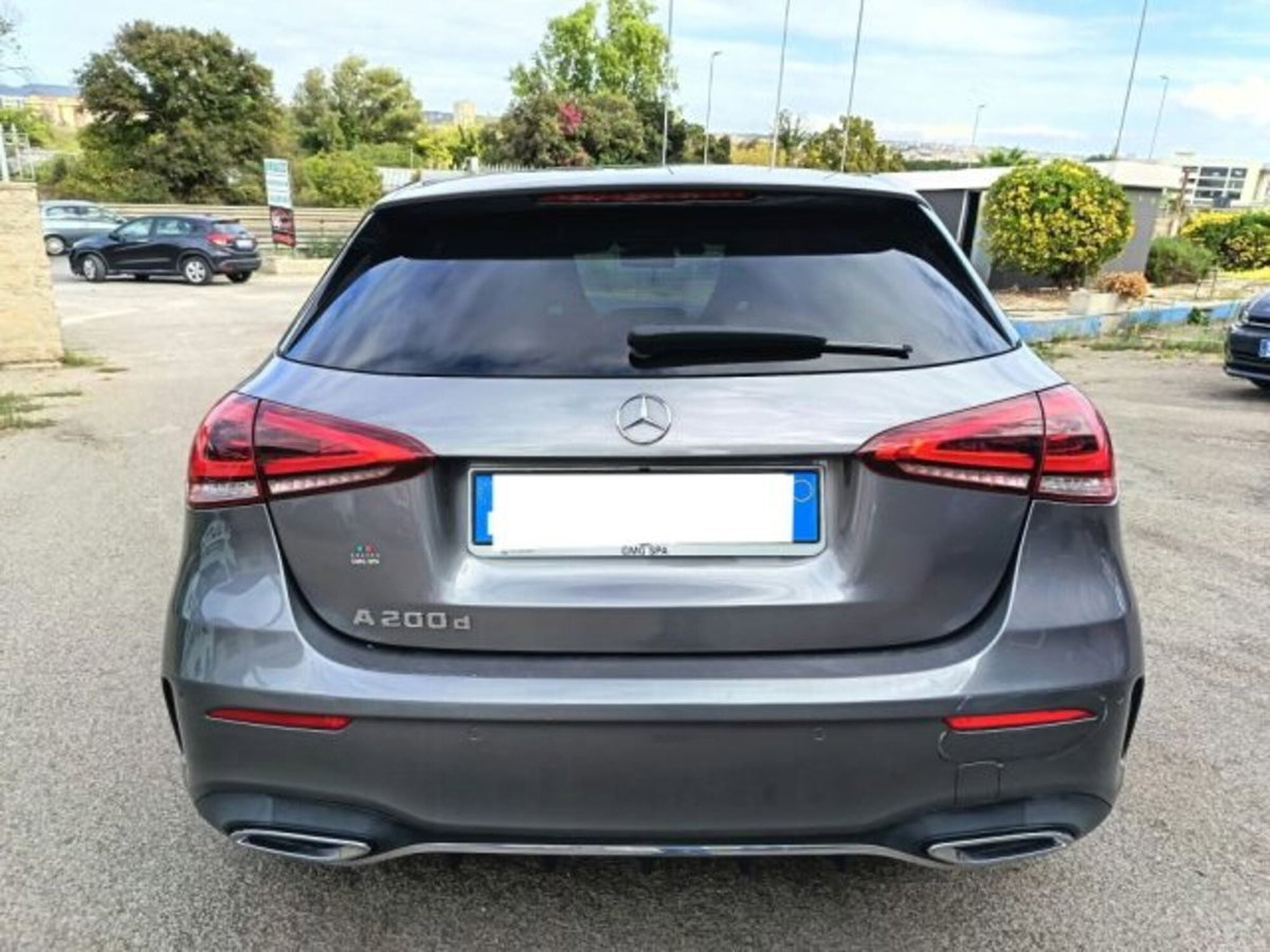 Mercedes-Benz Classe A Sedan 200 d Automatic 4Matic 4p. Sport (8)