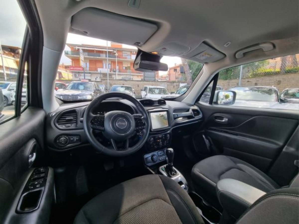 Jeep Renegade 1.3 T4 190CV PHEV 4xe AT6 Limited (10)