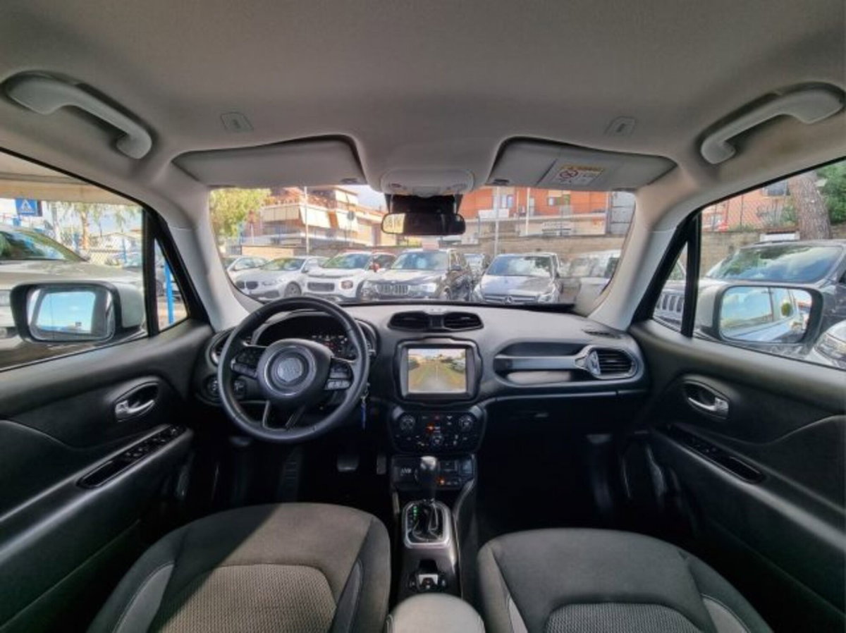 Jeep Renegade 1.3 T4 190CV PHEV 4xe AT6 Limited (11)