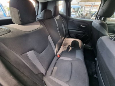 Jeep Renegade 1.3 T4 190CV PHEV 4xe AT6 Limited (19)