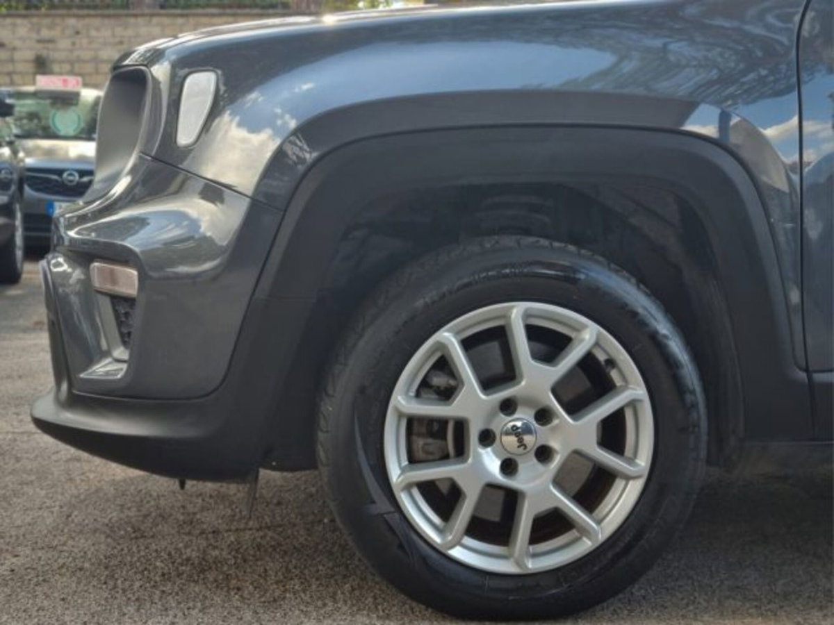 Jeep Renegade 1.3 T4 190CV PHEV 4xe AT6 Limited (7)