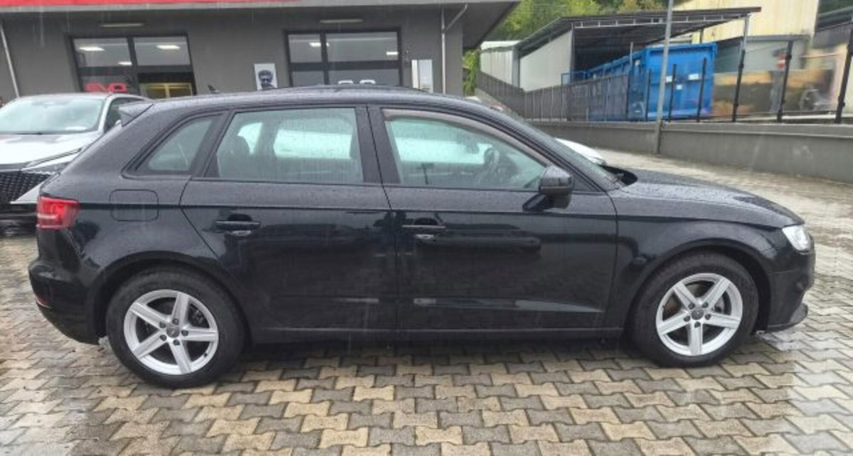 Audi A3 Sportback 30 TDI Sport (4)