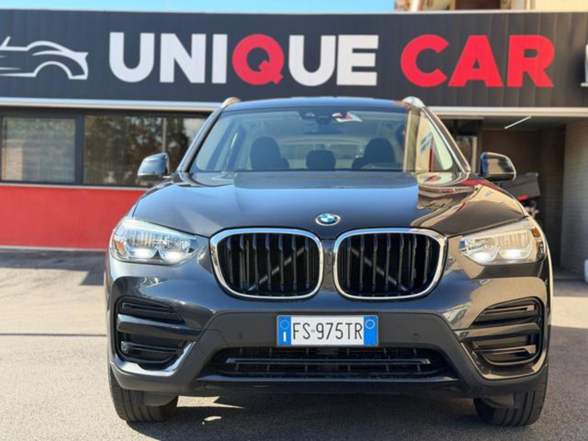 BMW X3 sDrive18d Business Advantage (2)