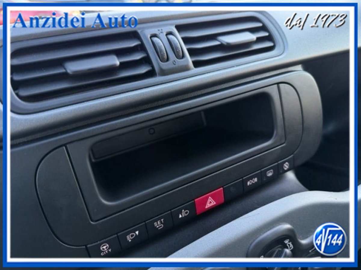 Fiat Panda van 1.0 hybrid Street 70cv 4p.ti serie 4 E6d (15)