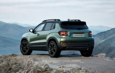 Jeep Avenger 1.2 turbo e-hybrid mhev 85th Anniversary 4xe 145cv edct6 (2)