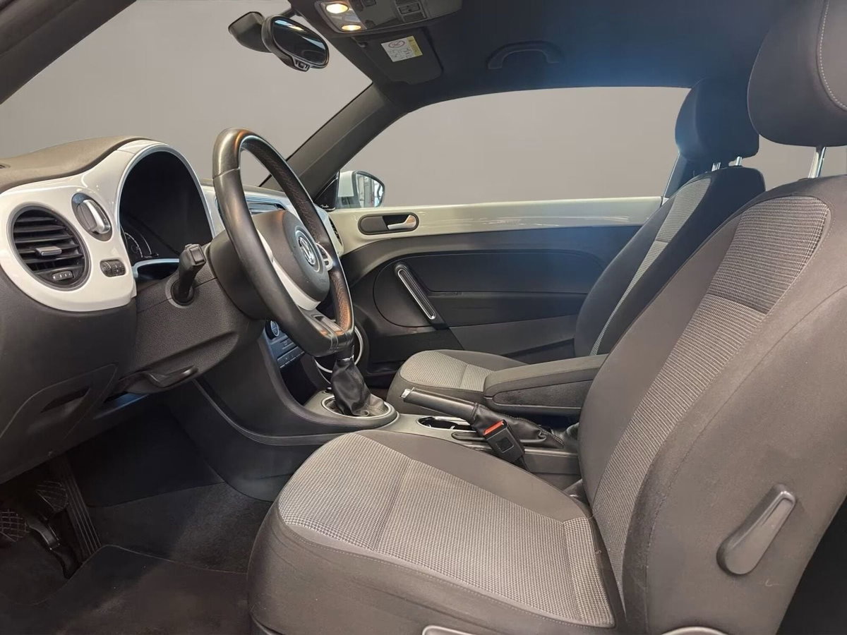 Volkswagen Maggiolino 1.2 TSI Design (10)