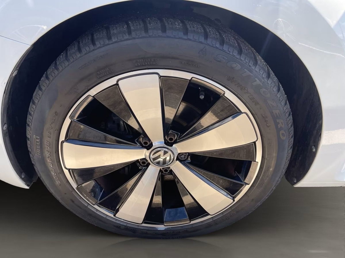 Volkswagen Maggiolino 1.2 TSI Design (6)