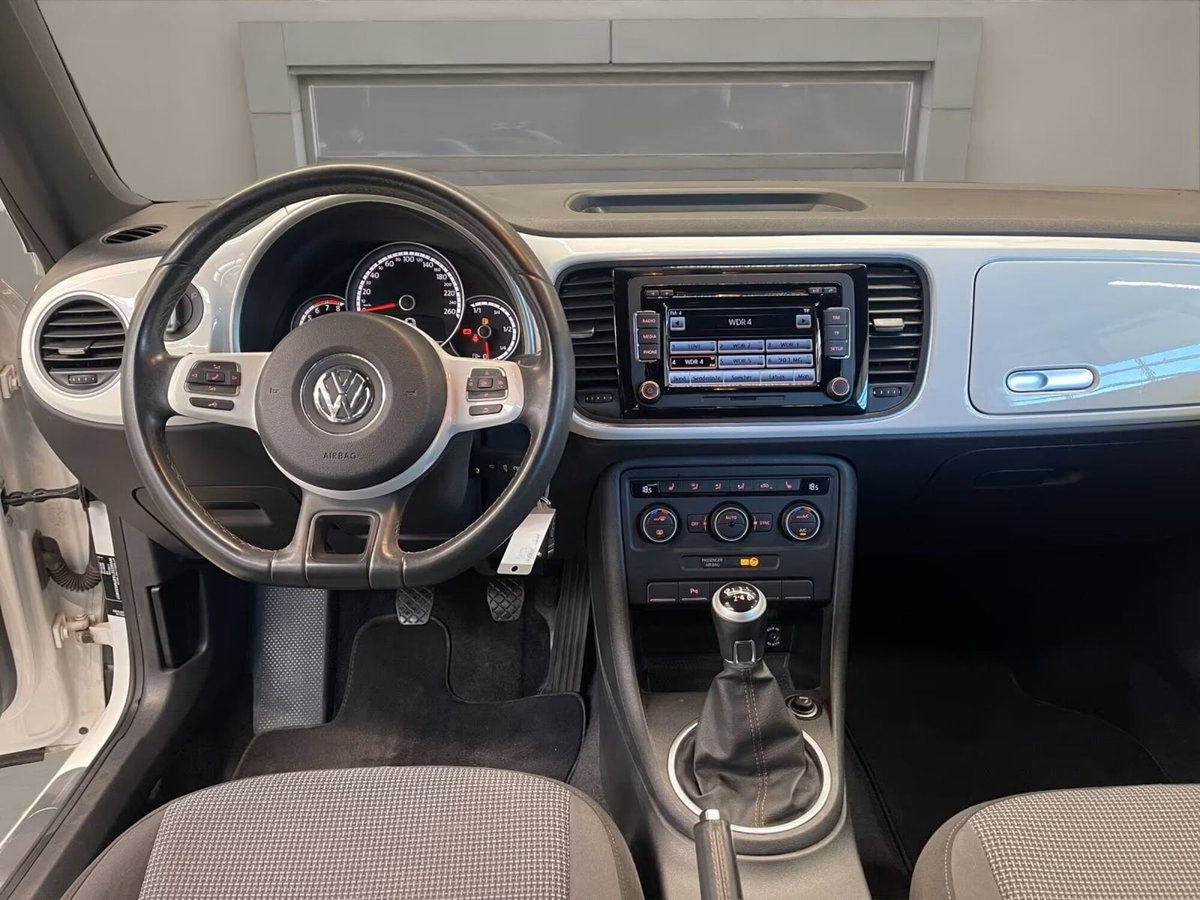 Volkswagen Maggiolino 1.2 TSI Design (8)