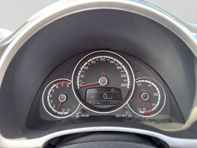 Volkswagen Maggiolino Cabrio 1.2 TSI Design (10)