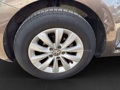 Volkswagen Maggiolino Cabrio 1.2 TSI Design (14)