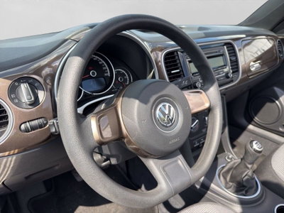 Volkswagen Maggiolino Cabrio 1.2 TSI Design (6)