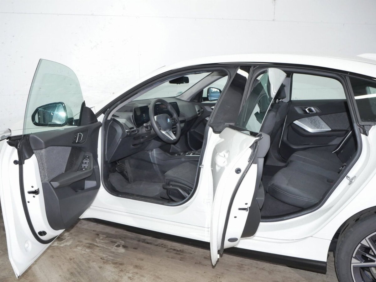 BMW Serie 2 Gran Coupé 220 Coupe 48V MSport Pro auto (10)