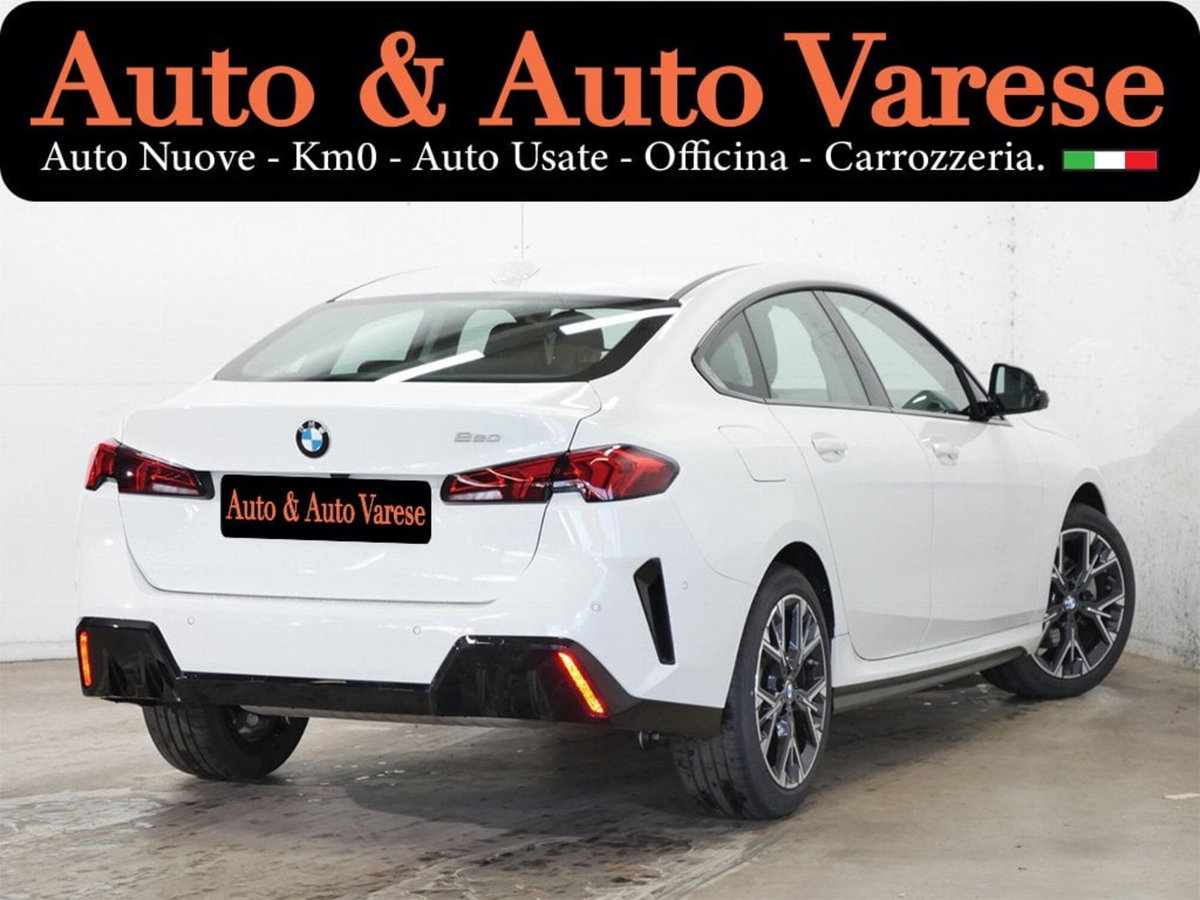 BMW Serie 2 Gran Coupé 220 Coupe 48V MSport Pro auto (4)