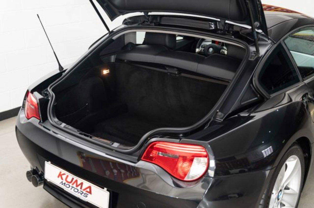 BMW Z4 Coupé Z4 3.0si cat (17)