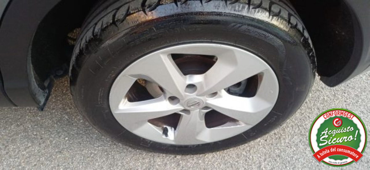 Nissan Qashqai 1.5 dCi Acenta (13)