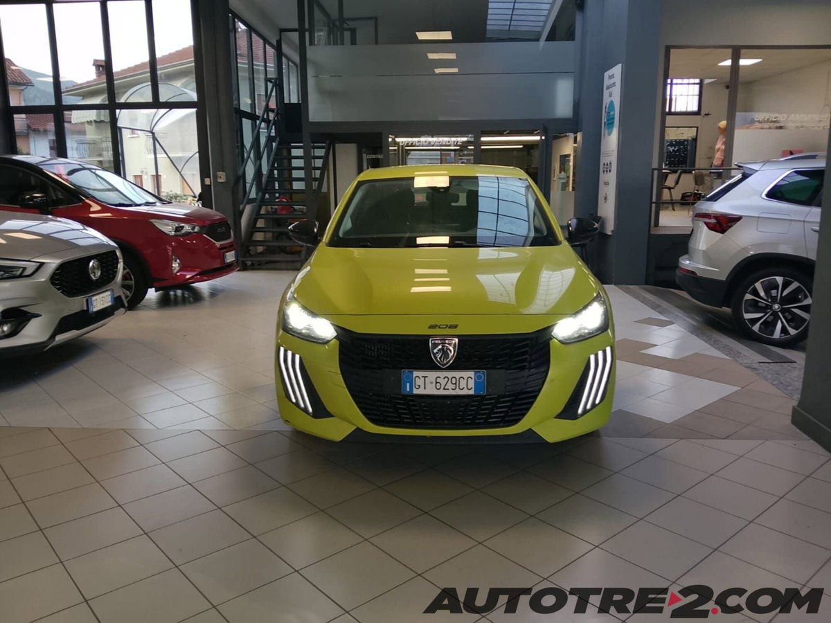 Peugeot 208 PureTech 100 Stop&Start 5 porte Active (5)