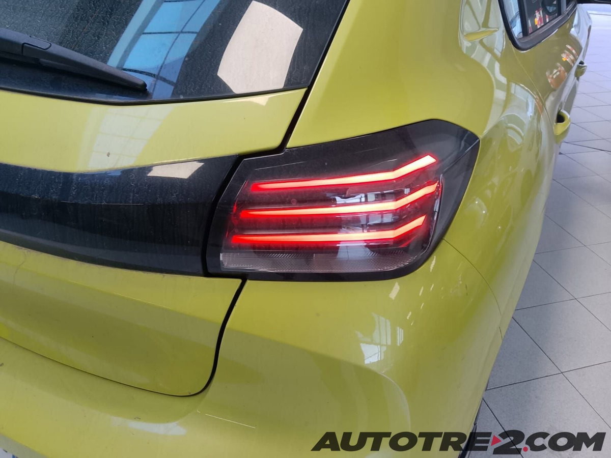 Peugeot 208 PureTech 100 Stop&Start 5 porte Active (6)