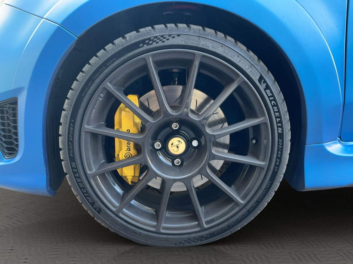 Abarth 595 595 1.4 Turbo T-Jet 180 CV Competizione (4)