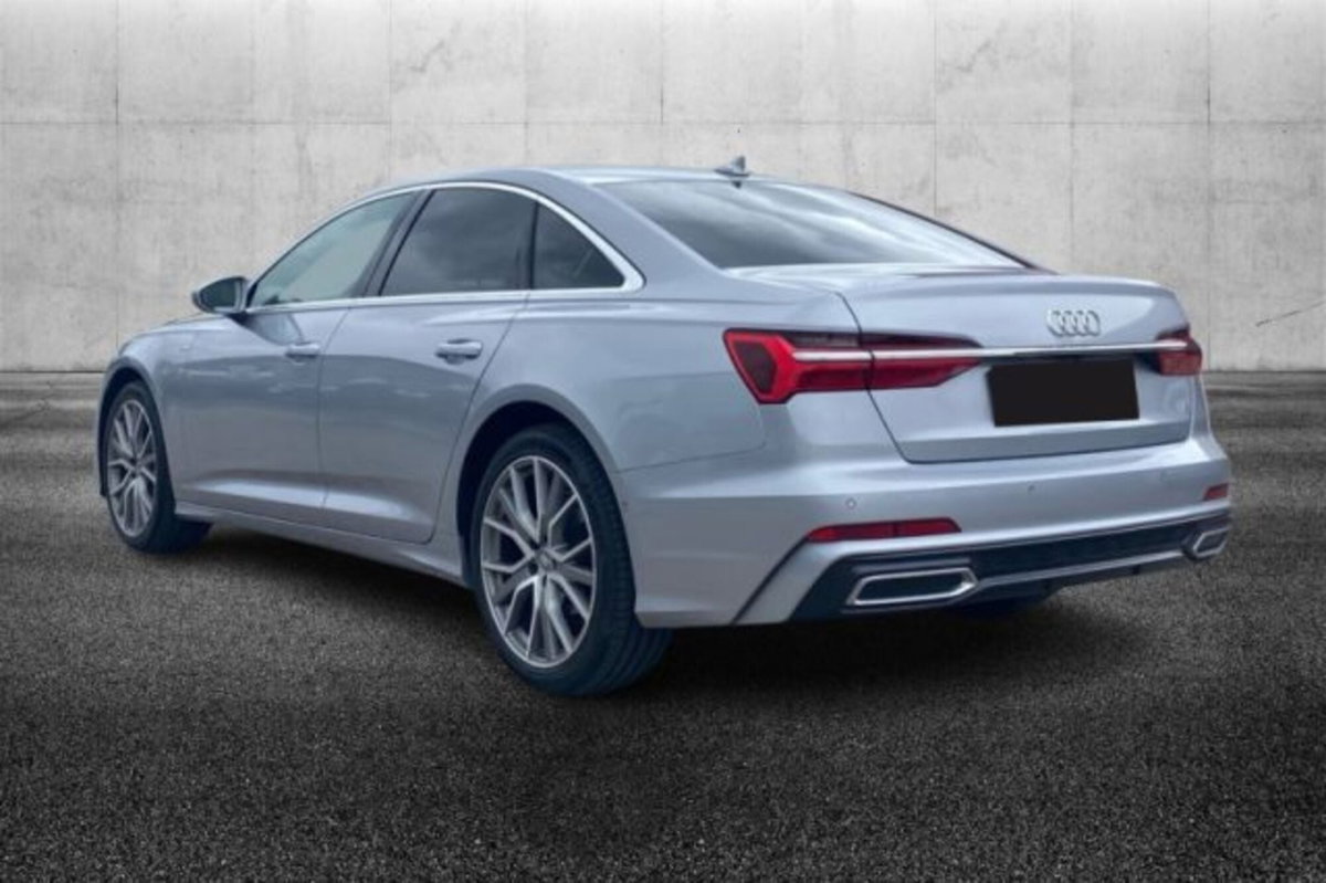 Audi A6 40 2.0 TDI quattro ultra S tronic Business Sport (3)